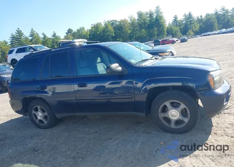 2009 Chevrolet Trailblazer из США, поврежденный, VIN 1GNDC33S692107229